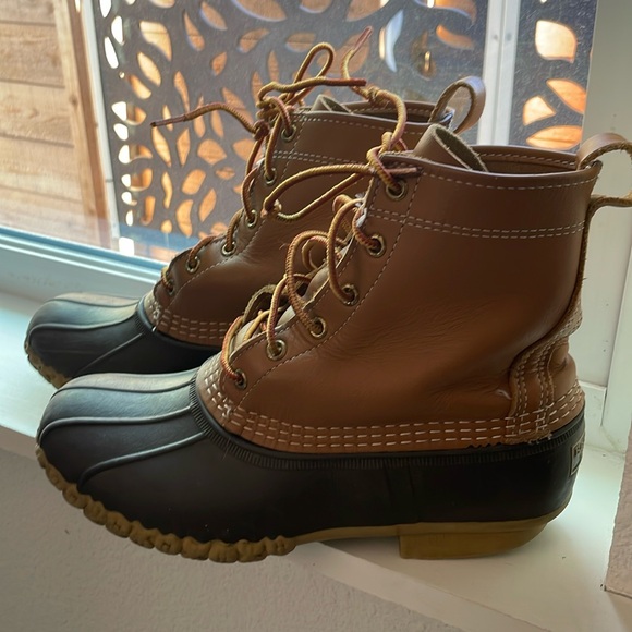 L.L. Bean Brown and Black Winter Boots - Picture 1 of 10